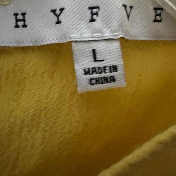 HYFVE Yellow Women's size large Top with puff sleeves, boho, ruffle bottom, - Picture 7 of 9